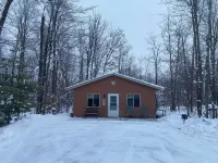 Sxs, Utvs and All! Access to Tuscobia Tr! Private Cottage! Dogs! Hotels in Sawyer County