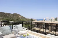 Pantheon Villas & Suites - Mountain view