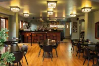 The Inn at Virginia Mason - bar