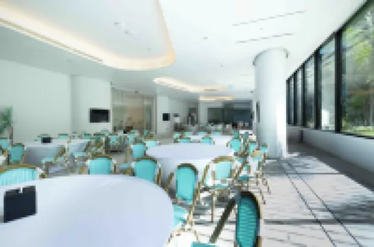 voco ドバイ ナイス ザ ハート オブ ヨーロッパ by IHG