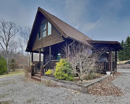 The Old World Chalet by Taylor Made Deep Creek Hotels in Garrett County