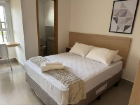 Apts in a Building With Pool and Gym - GRL