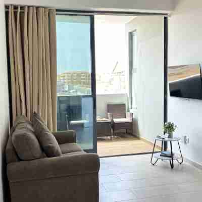 JoLi Beach House - Second Floor T1 Suite  Authentic Island Living Others
