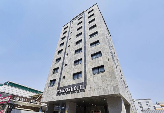 Road35 Hotel