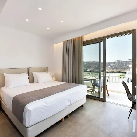Anais Milos Suites