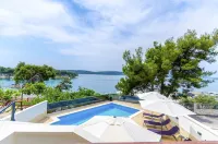 Apartments Edita - Pools