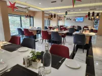 Mastiff Hotel Ankleshwar - Desayuno