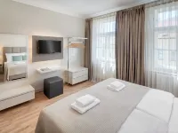 Louren Apartments Hotels near Generali Arena