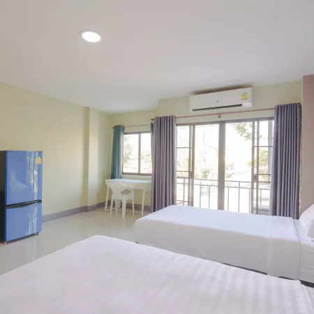 V Tharm Hotel
