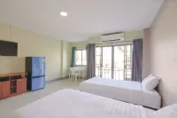 V Tharm Hotel