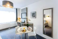 Nemea Appart Hotel Elypseo Strasbourg Port - Pools