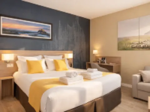Hotel Les Treize Assiettes - Mont Saint-Michel Bay โรงแรมในมองช์