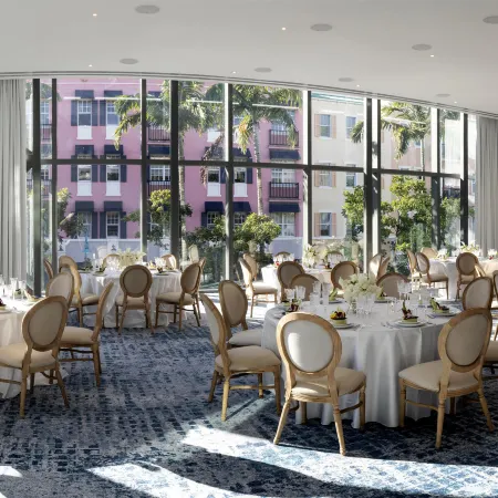 The Ray Hotel Delray Beach, Curio Collection by Hilton