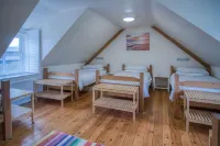 Bunk House - 4 Bedroom - Llangennith - 2-Star