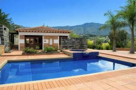 Hacienda Cascanueces