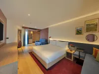 Hampton by Hilton Alicante Airport Hotels in Elche