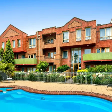 Comfort Apartments Royal Gardens