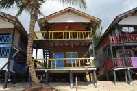 Beach Shack Chalet