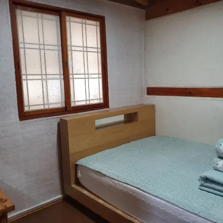 Anseong Geomeokgol Hanok Pension