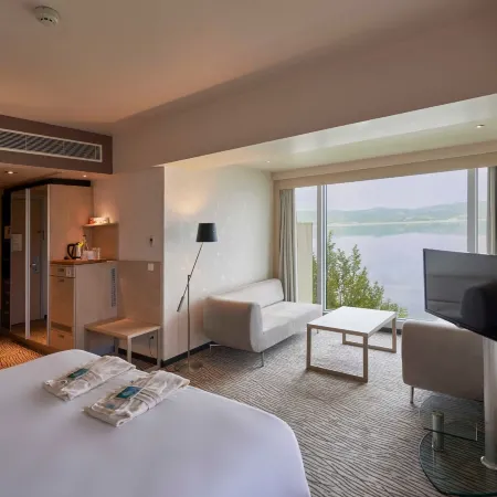 Richmond Nua Wellness -Spa