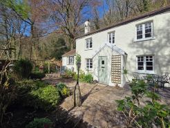 Cottage by the East Lyn River in the heart of Exmoor National Park near Lynmouth