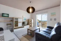Max Crib Sea View Apart with AC and Garage
