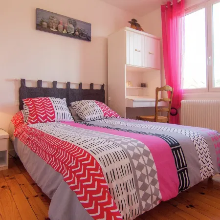 Cozy Garden Retreat Malemort Отели в г. Мальмор