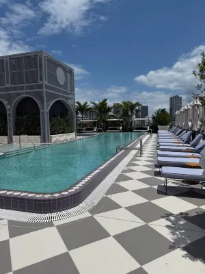Stylish Residences Wynwood - Condos