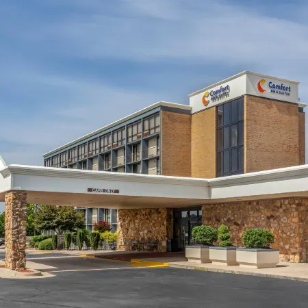 Comfort Inn & Suites Near Danville Mall