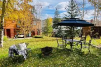 Chic Condo w/ Fireplace: Walk to Main St Frisco! - Balkon