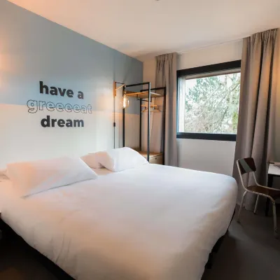 Greet Hotel Brest Aéroport Отели рядом с достопримечательностью «Океанариум Океанополис»