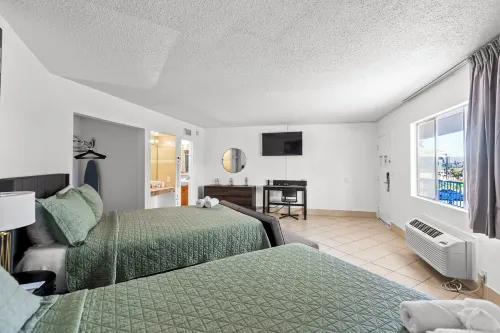 Travelsuites Inn