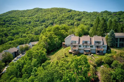 Top Of Seven 2BR - Amazing Grandfather Mtn Views From This Updated Condo - 3-stjärniga