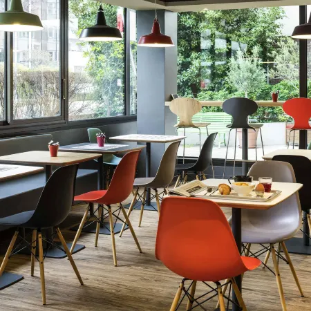 Ibis Paris Pont de Suresnes