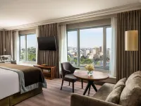 كورينثيا ليسبون Hotels near سيت ريوس