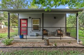 Secluded Guest House in Beautiful Setting