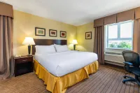 Comfort Inn & Suites - Pools