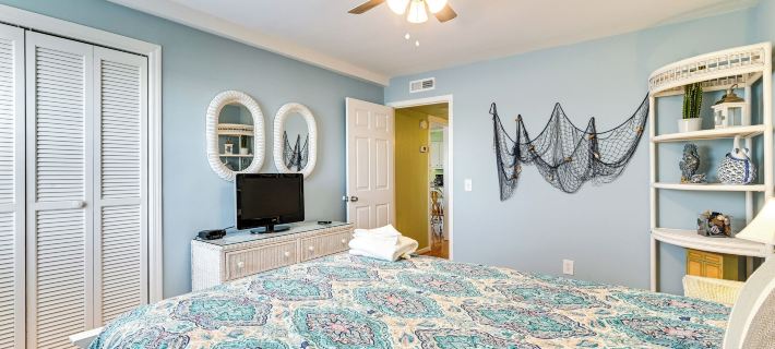 Coastal Murrells Inlet Condo with Balcony! Hotels in Murrells Inlet