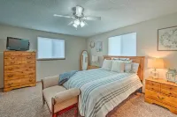 Caldwell House w/ Grill ~ 1 Mi to Downtown! - Parkplatz