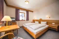 Hotel Cresta - parking