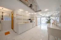 Gimhae Tour Hotel - 2-Star