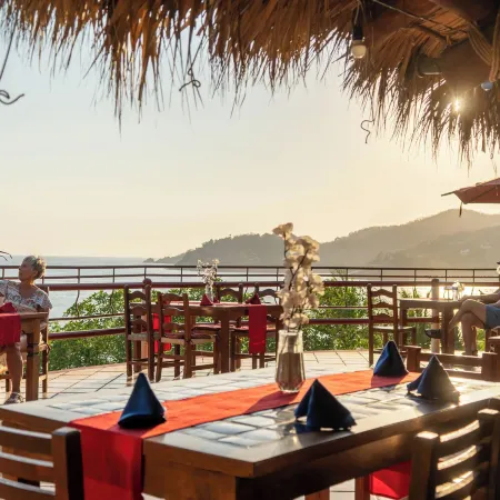 Hotel Catalina Beach Resort