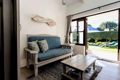 Sixteen Guesthouse on Main - 4-Star