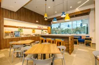 Tru by Hilton Distrito Palmerola - 3-Star