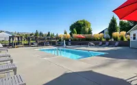 The Lodge Lake Chelan - Pools