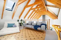 Waterbird Coastal Retreat - Homestays