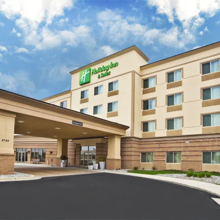 Holiday Inn & Suites GREEN BAY STADIUM by IHG