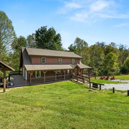 Luxury 8BR Mountain Lodge Hot Tub Fire Pit