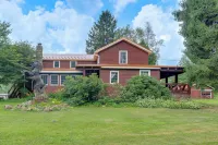 On Horse Farm! Home w/ Pond Access in Spring Creek - 2-Star