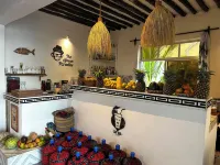 The African Paradise Beach Hotel - Bares